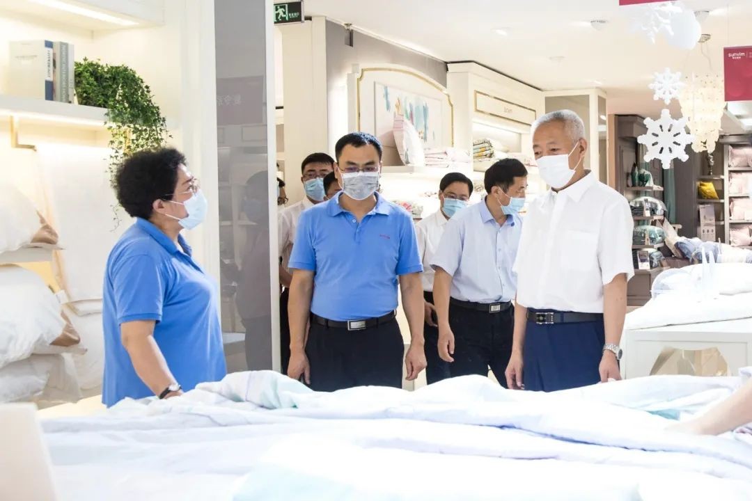 山东省副省长凌文到AG庄闲集团调研